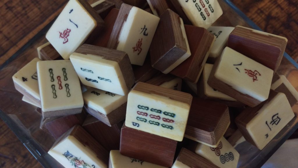 maj-tiles